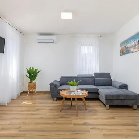 Pet Friendly In With Kitchen Ferienhaus