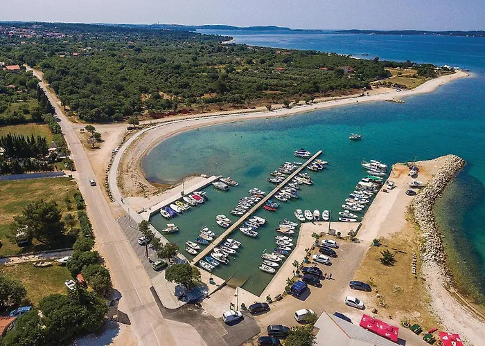 Dom wakacyjny In With House Sea View *